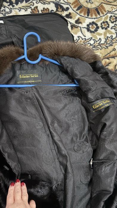 Продам норковую шубу