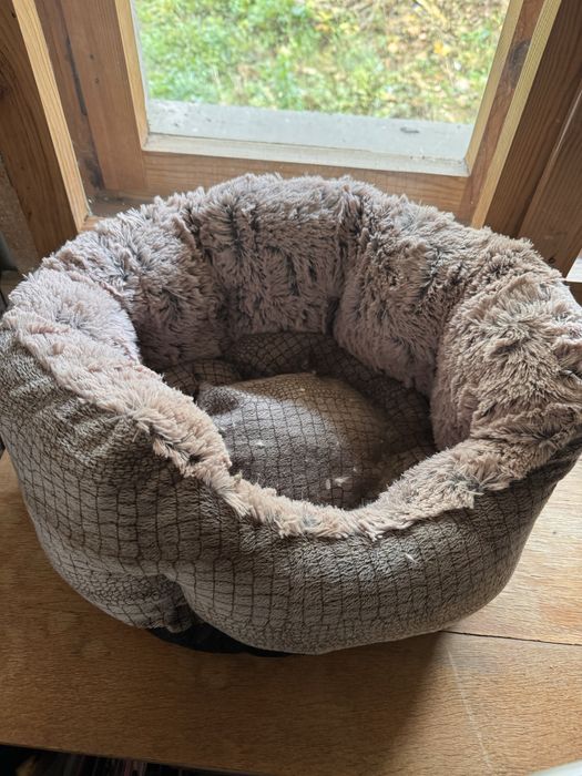 Легло за малка порода куче или котка - размер 40 х 40