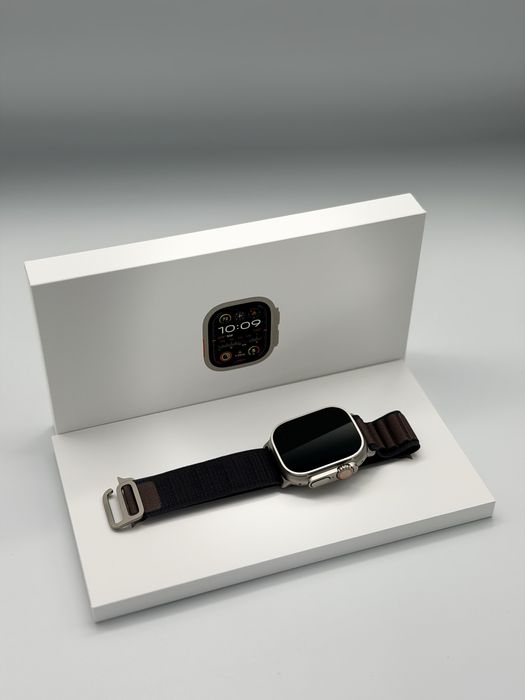 Apple Watch Ultra 2 / PhoneLab