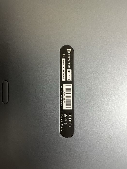 Keychron, Airpods, Apple magic mouse. Клавиатура наушники мышка