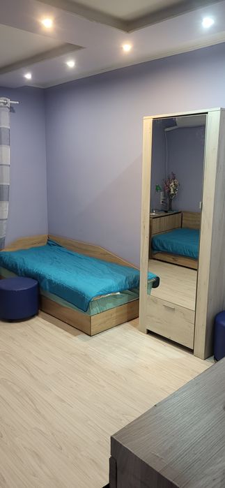 Дава се под наем Тристаен апартамент в София, Дървеница - 120 кв.м за 648.21 € - Снимка #13