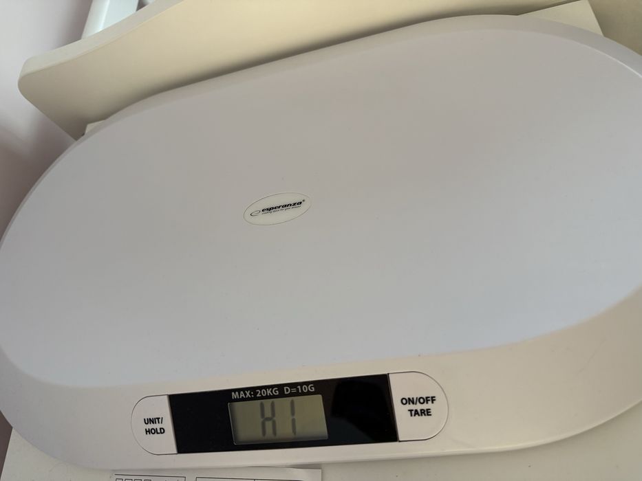 Бебешки кантар/везна