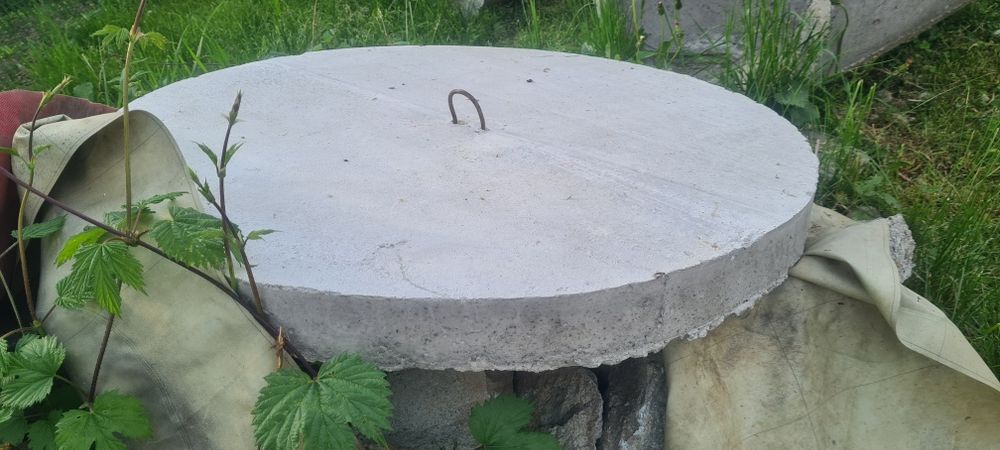 Tuburi beton inele fantana oale olane role miniexcavator