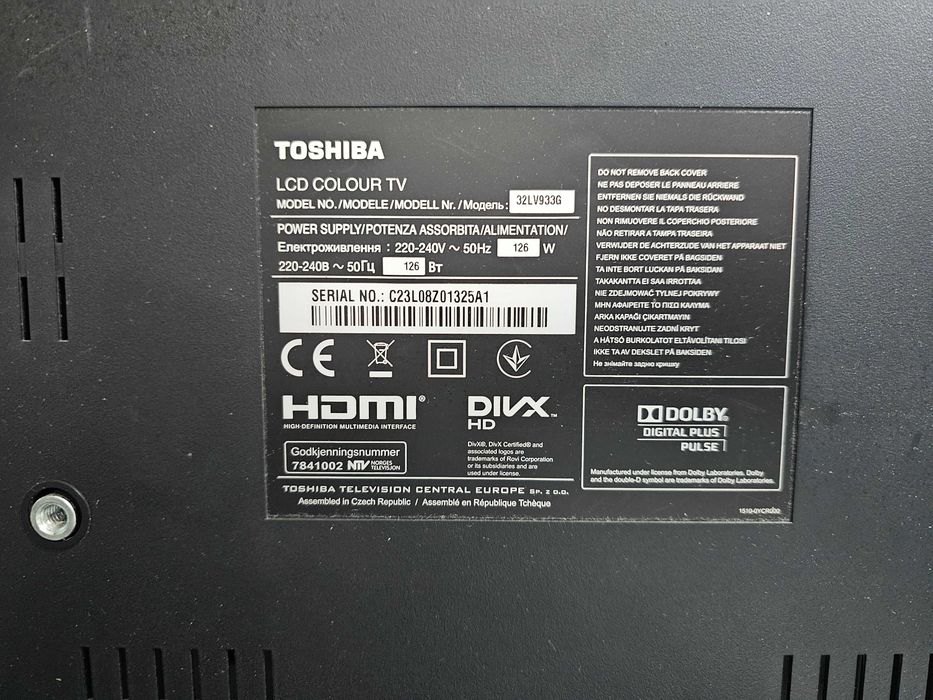 Телевизор Toshiba 32" с цифров тунер