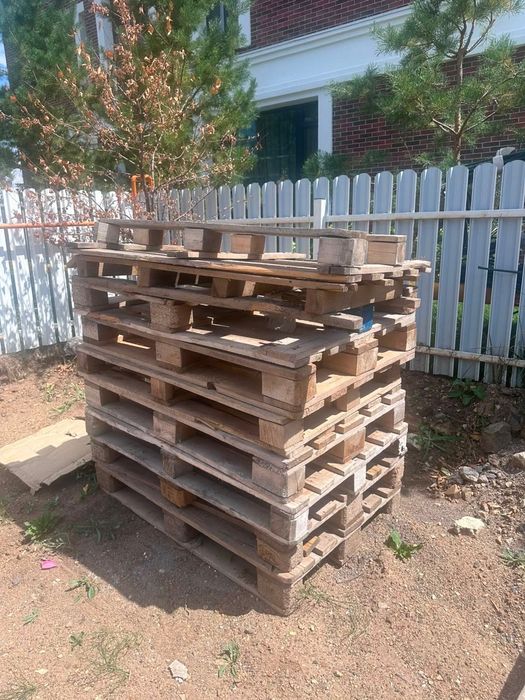 Продам поддоны (палеты)