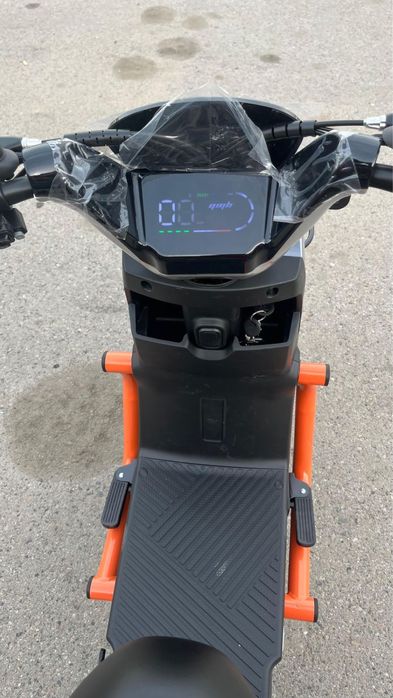 Электро скуттер