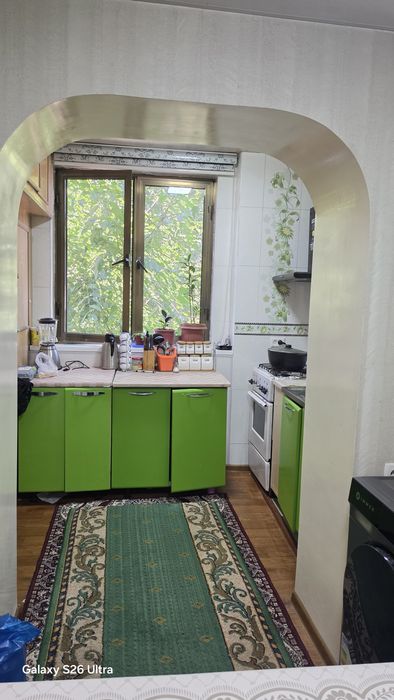 3 xonali uy sotladi  shimoli olmazor  narxi 79000$