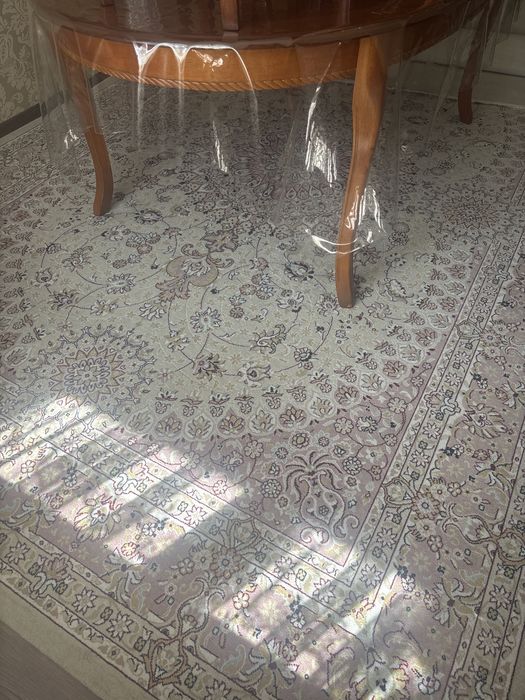 Продаю ковер 2,5х3,5