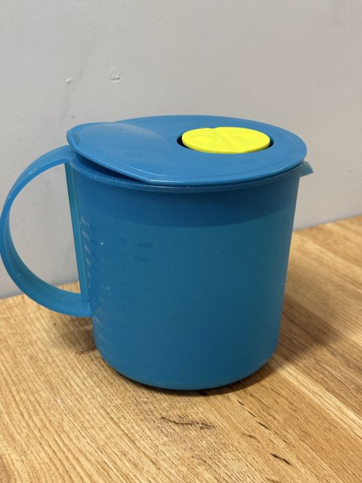 Посуда Tupperware бу в хорошем состоянии