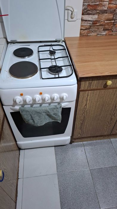 Дава се под наем Тристаен апартамент в Русе, Дружба 1 - 104 кв.м за 306 € - Снимка #5