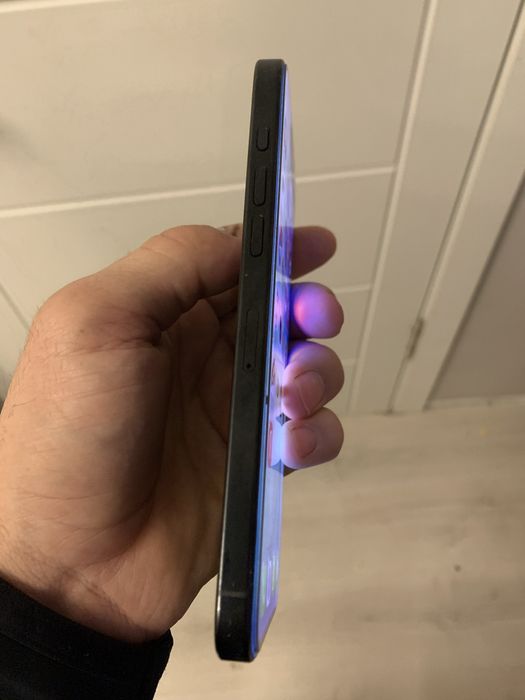 Продам iphone 16 pro max