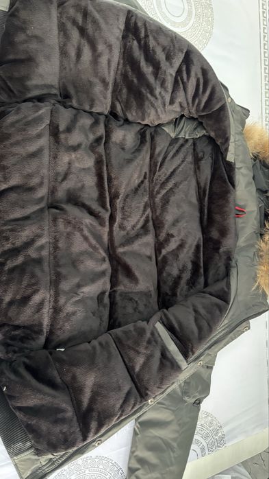 Срочно продам зимню куртку