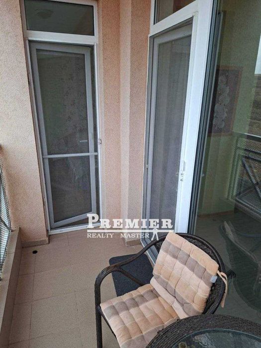 Продава се Двустаен апартамент в к.к. Слънчев бряг - 47 кв.м за 1086 €/кв.м - Снимка #3