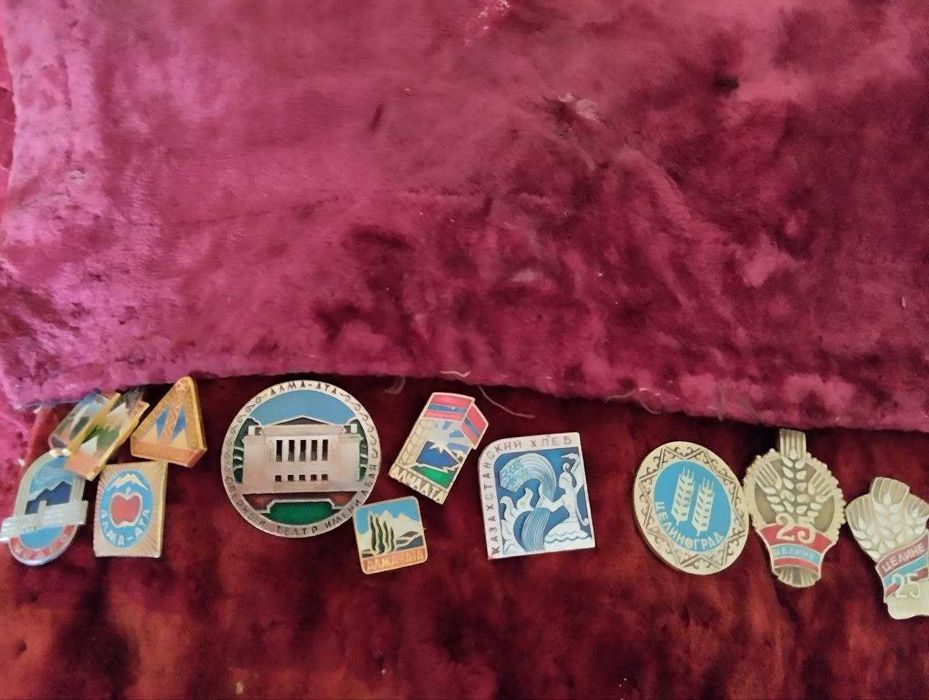 Значки СССР винтажные КССР