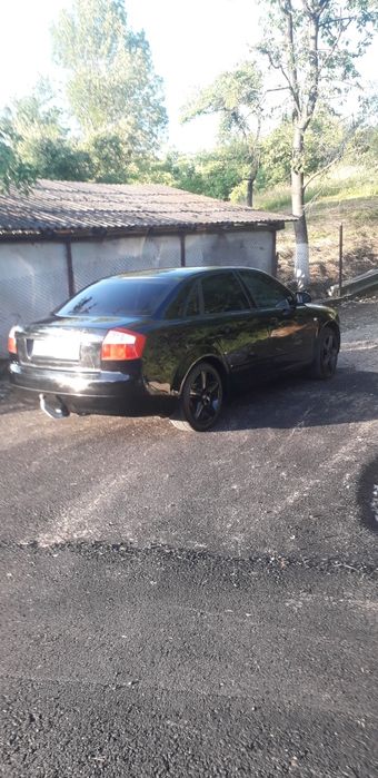 Vând Audi A4 în stare perfecta de funcționare