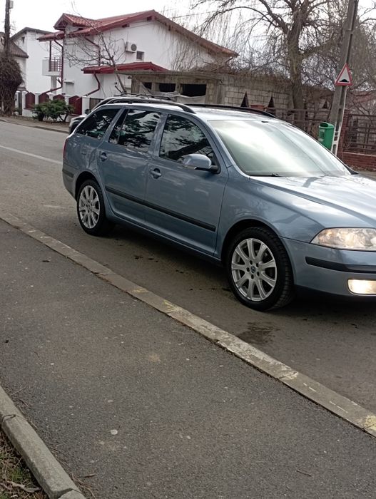 Vând Skoda Octavia