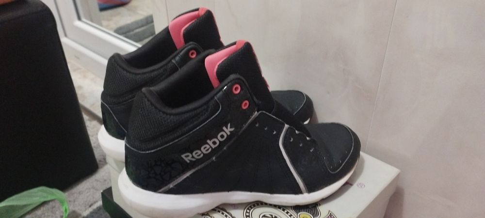 Маратонки Reebok