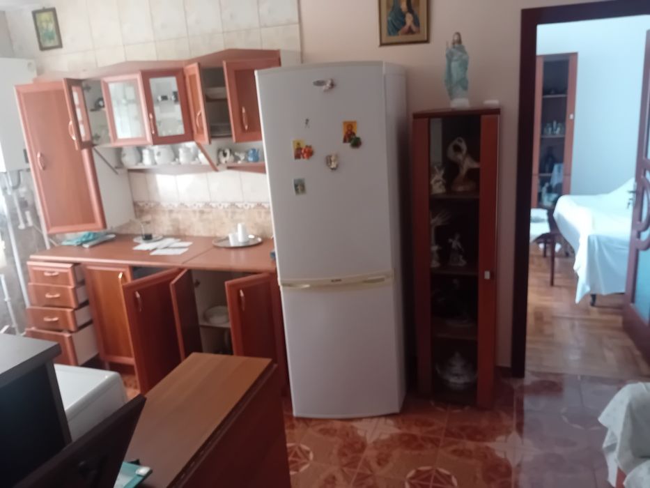 Ap o camera Darmanesti Lidl 40mp renovat parter bloc apartamente