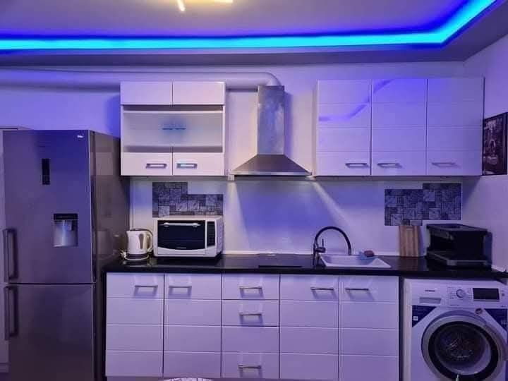 Студио затворен комплекс Кабакум