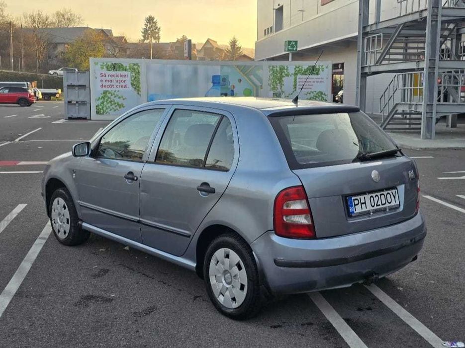 Vând Skoda Fabia