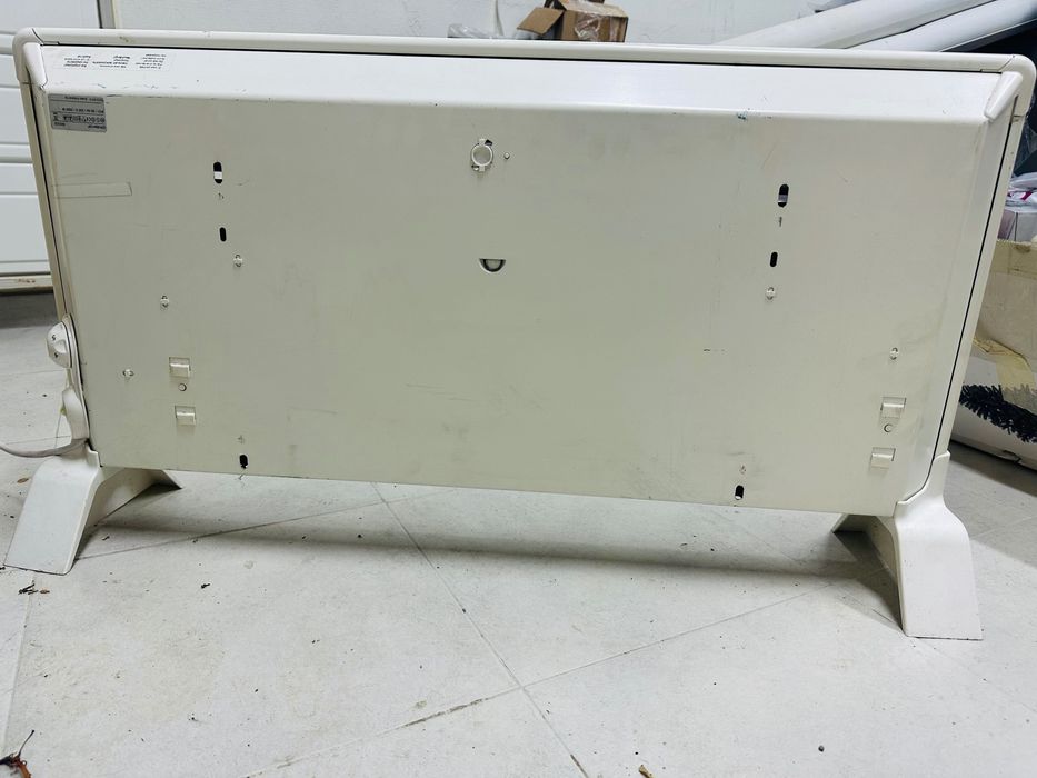 Конвекторна печка Ensto Beta EPHBM10P