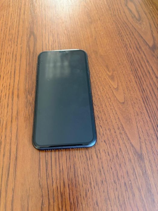 Продам Айфон 11, 128 гб