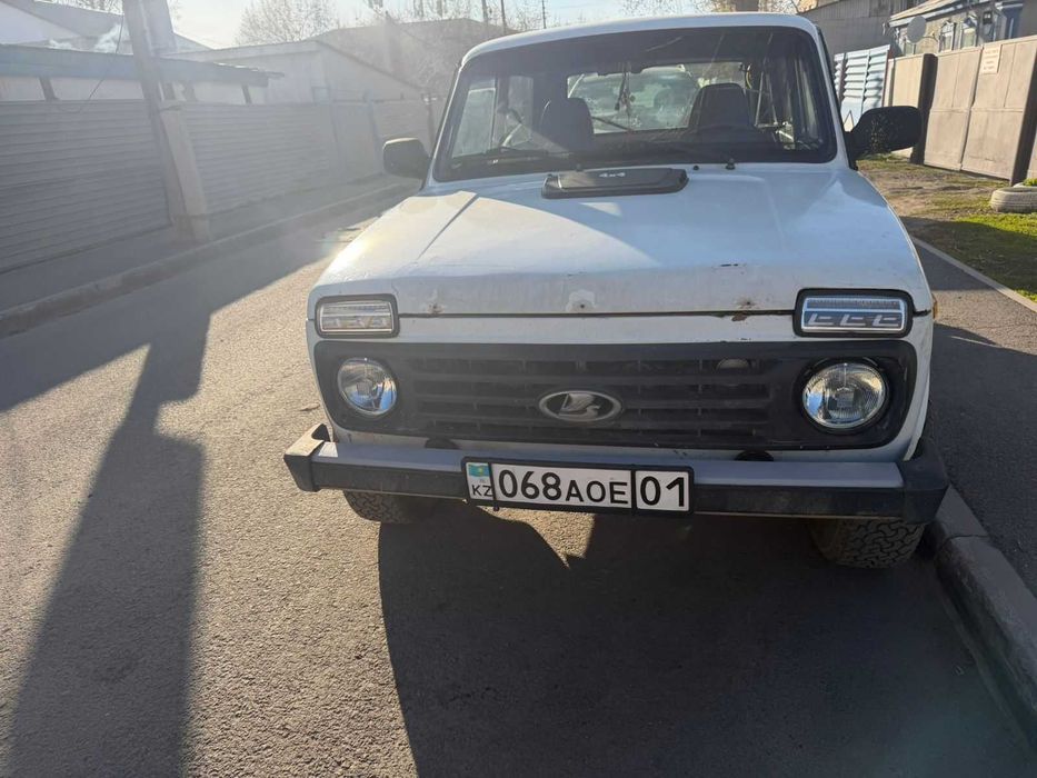 Продам ниву 21214