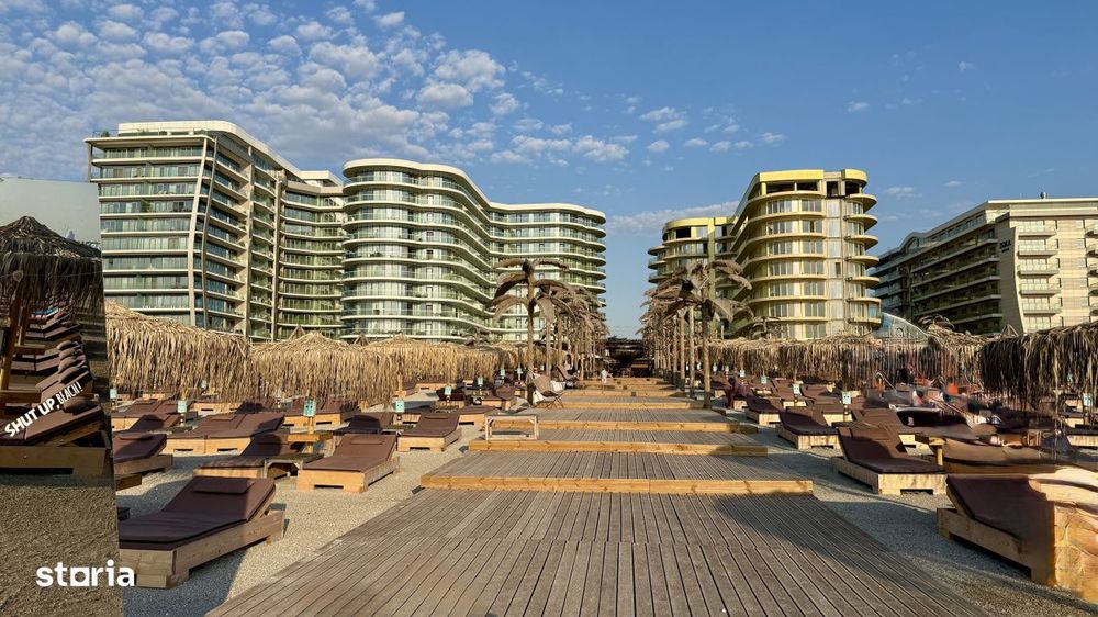 Apartament cu 3 camere direct in prima linie la mare White Sea