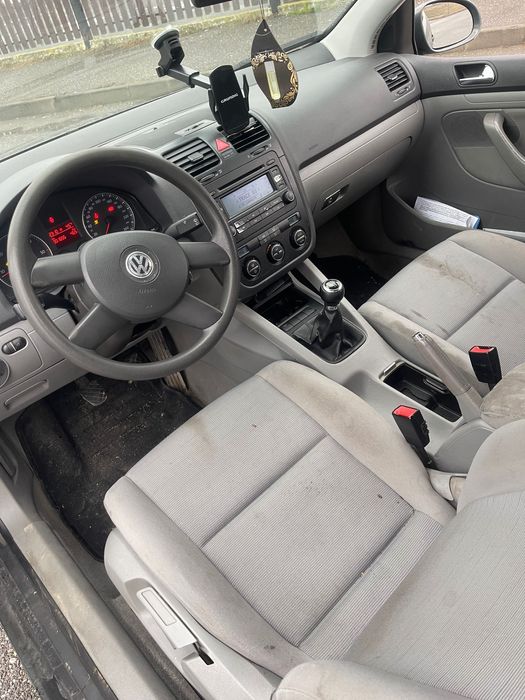 Vând sau schimb golf 5 4x4 1.9 tdi 6 trepte