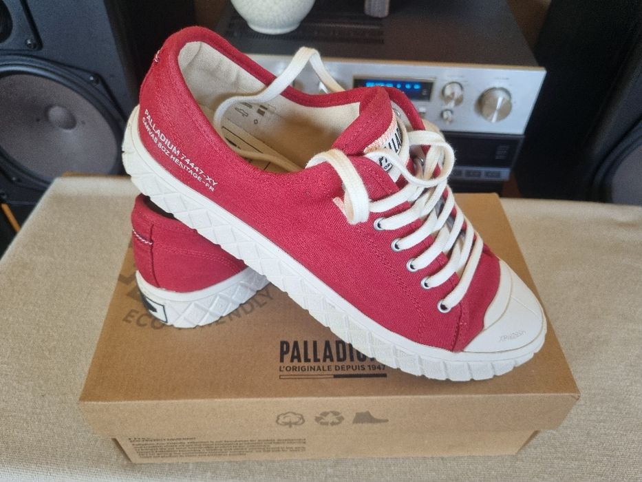 Sneakersi (Tenisi) Palladium. Marimea 43. Putin utilizati
