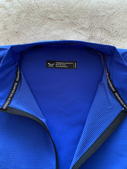 Tricou Salewa, masura 46