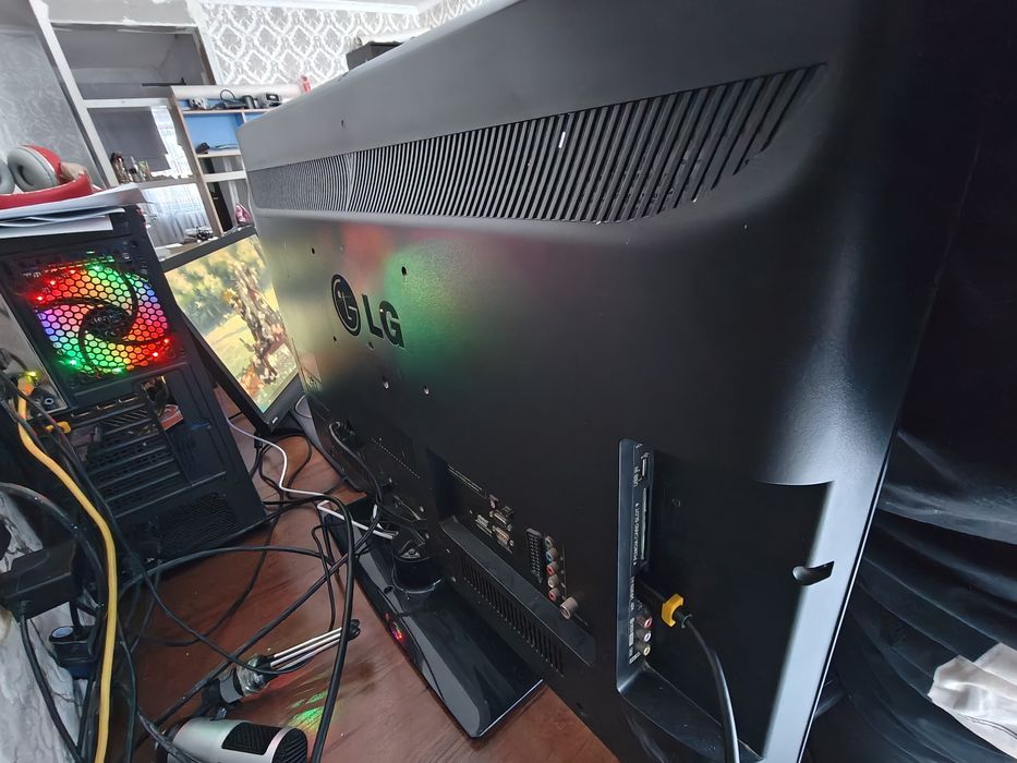 Телевизор LG 32LD450