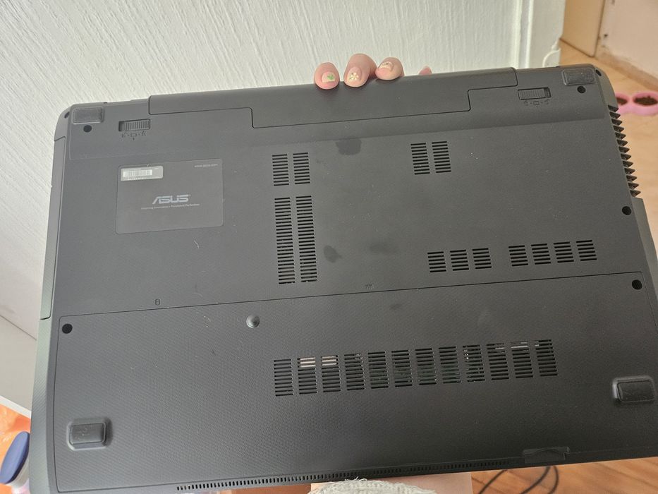 Лаптоп за части ASUS X75VB-TY095