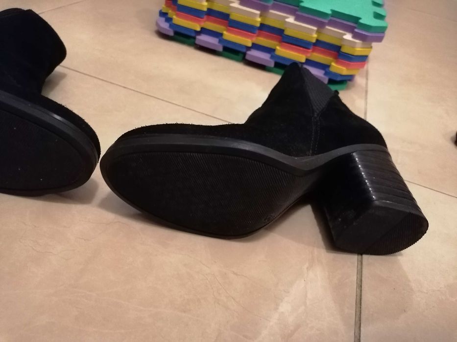 Ghete dama piele întoarsă