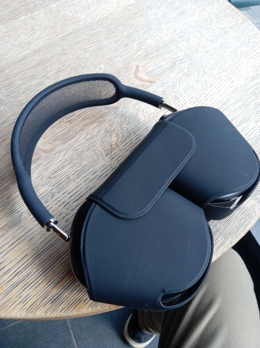 airpods max cрочно продам