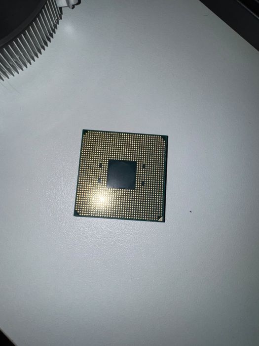 Процессор Ryzen 5 3600+Amd кулер+новая термопаста