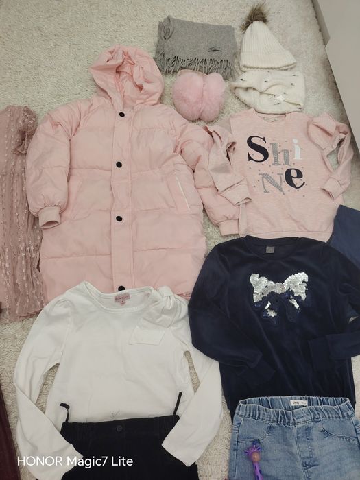 Lot hainute fetita 8 ani