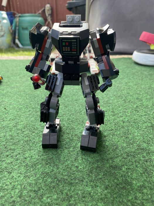 Vand lego diverse figurine si modele