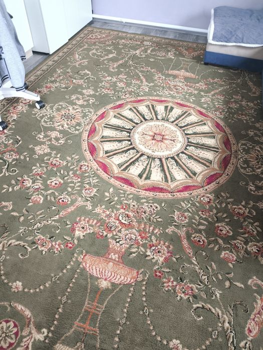 Продам ковер 30000