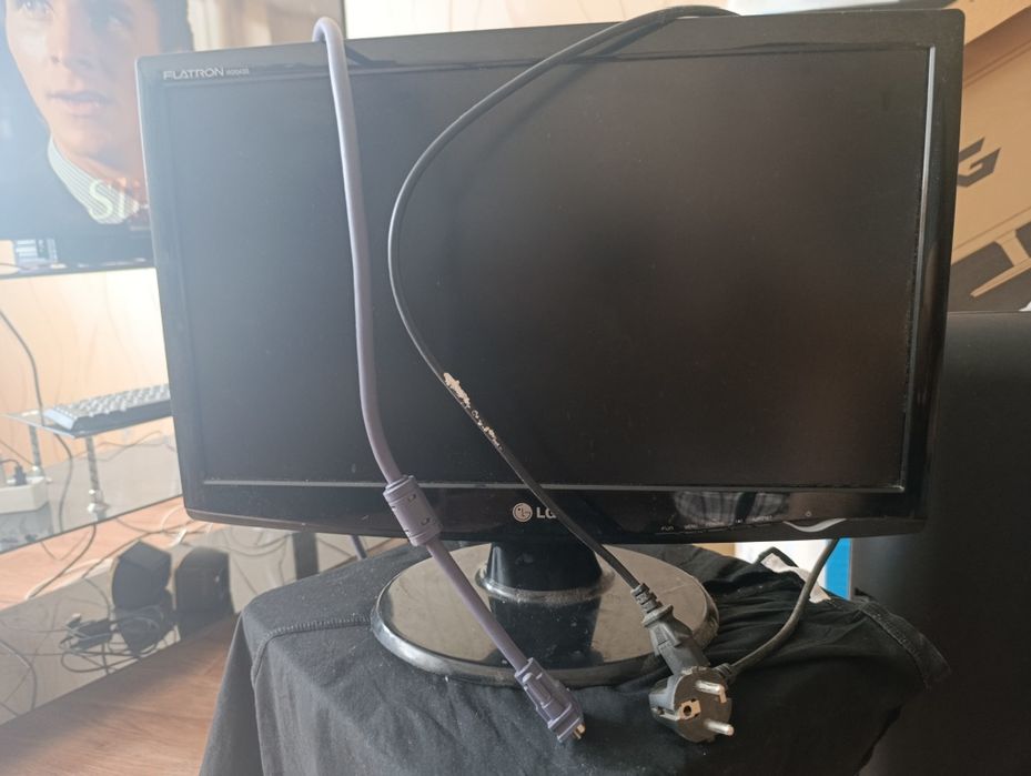 Монитор lglglglglg