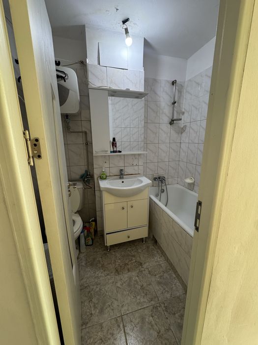 Inchiriere Garsoniera confort 1