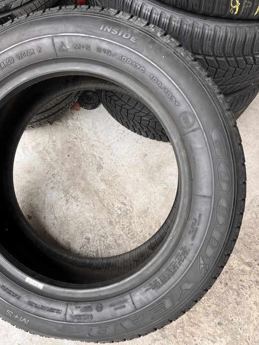 2 anvelope M+S 215/60/17 c , goodyear !