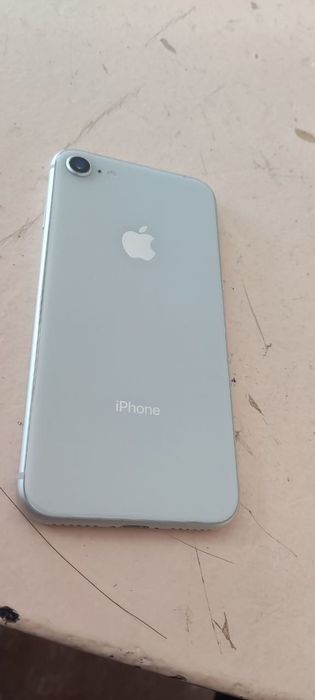 iPhone 8 64gb ideal