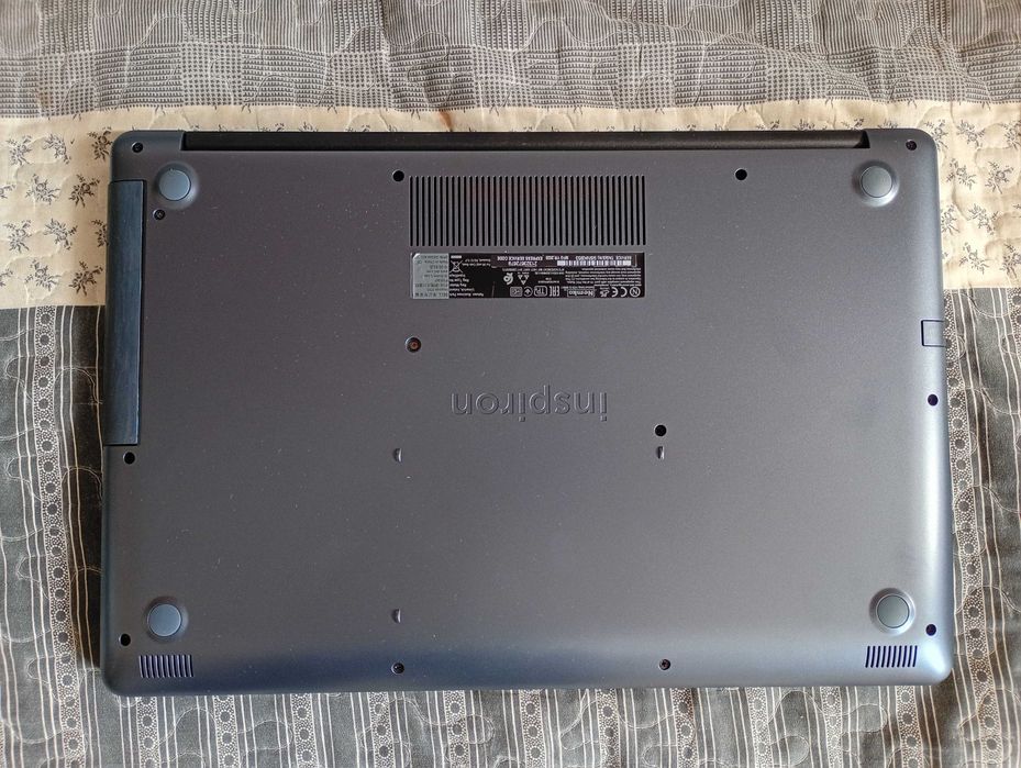 Dell Inspiron 3793/I7 gen 10/16 Gb/Video Dedicat/17.3 inchi/Stare buna