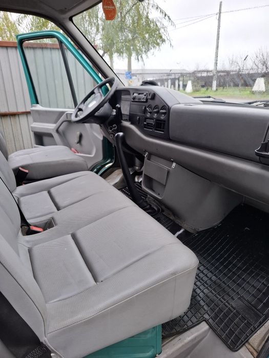 Vind w LT 46 motor 2,8  an fabricație2004  înmatriculat  ro acte la zi