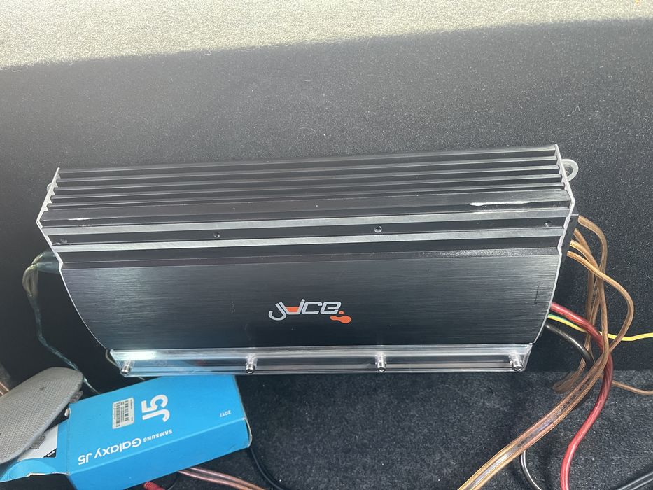 Sobwoofer Tub bass cu statie Clarion