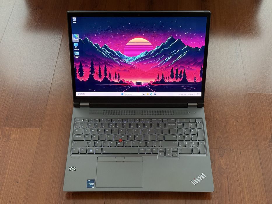 16’ UHD+4K Oled Touch/i7-12850HX/Lenovo Thinkpad P16 Gen1/32GB DDR5/1TB SSD/RTX A1000