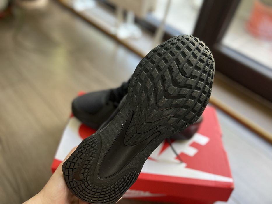 Маратонки Nike Metro Tech