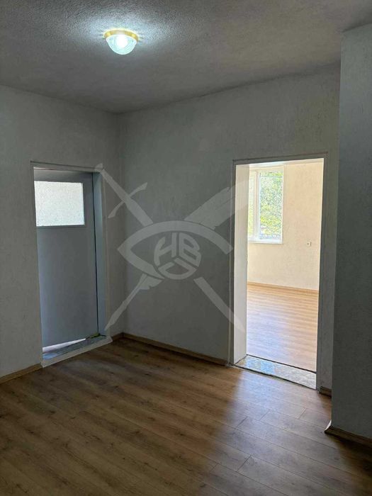 Дава се под наем Етаж от къща в с. Браниполе, Област Пловдив - 80 кв.м за 300 € - Снимка #9