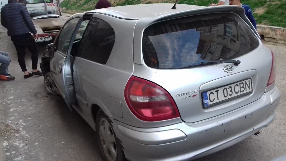 Dezmembrari Nissan ALMERA Mk 2 (N16) (2000-2006) 2.2 Di Motorina